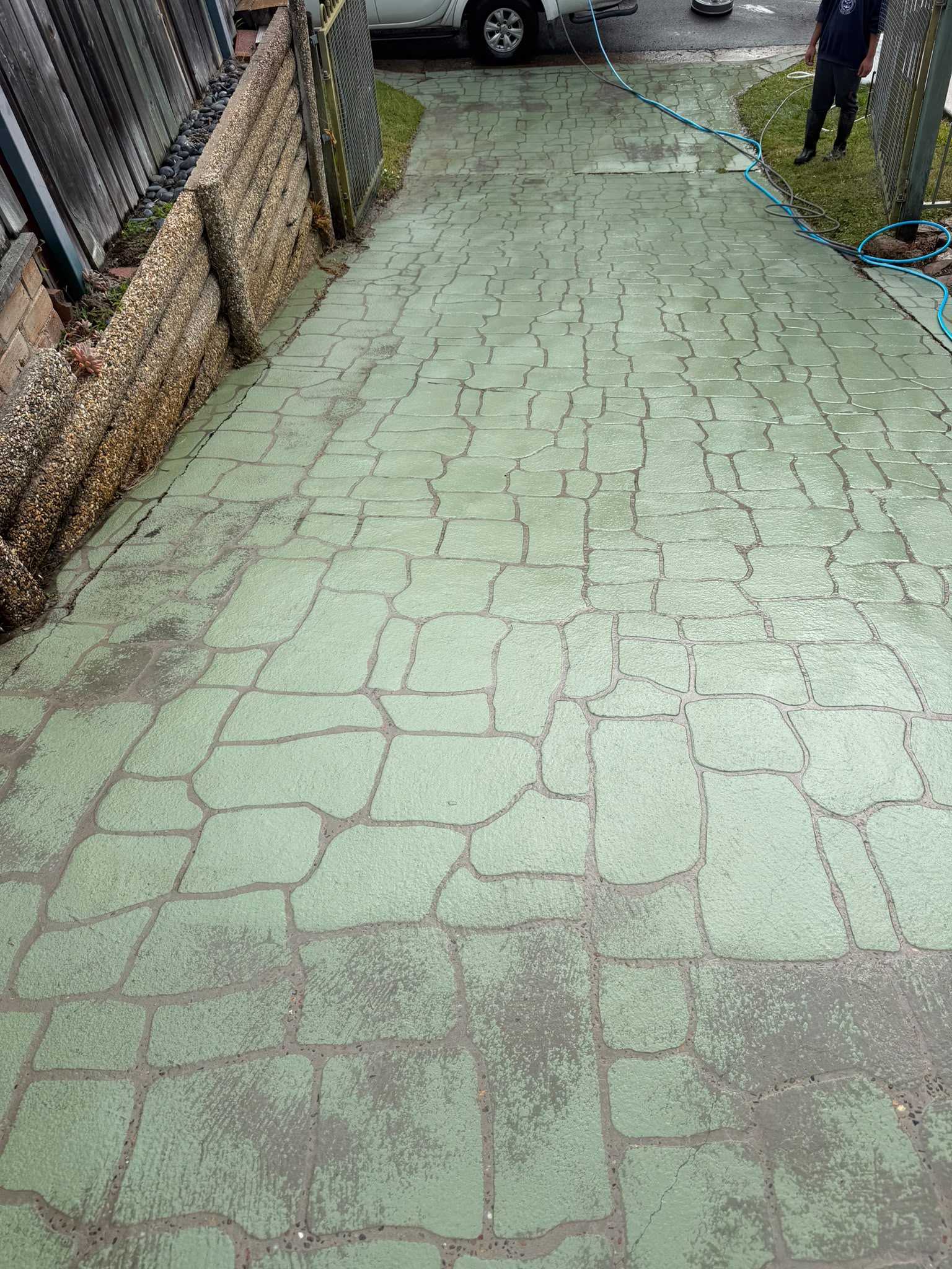 After driveways - Concrete driveway and hard-standing clean for a cleaner finish